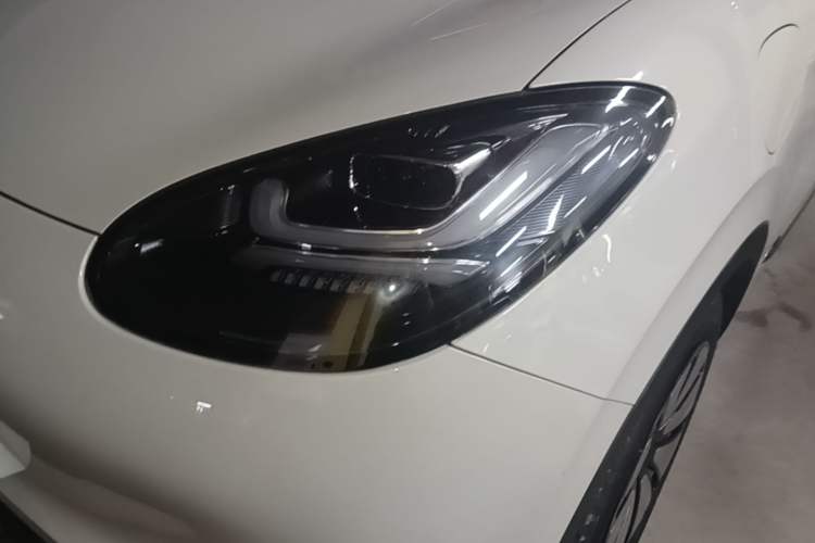 Used Wuling Bingo 2023 410 km Lingxi Deluxe Edition Left Front Headlight