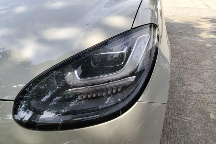 Used Wuling Bingo 2023 333 km Enjoyment Version Left Front Headlight