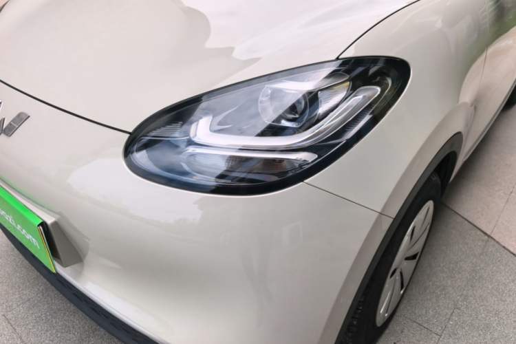 Used Wuling Bingo 2023 203km Light Edition Left Front Headlight