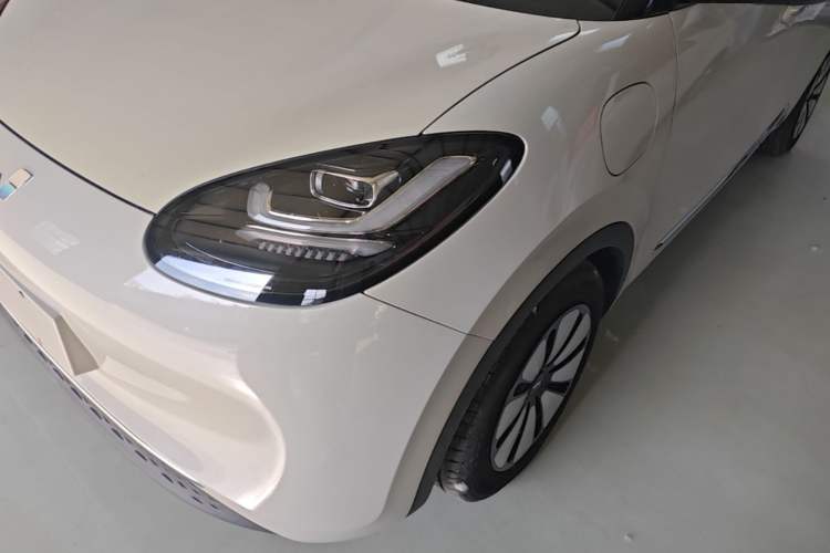 Used Wuling Bingo 2023 333km Enjoy+ Version Left Front Headlight