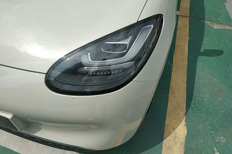 Used Wuling Bingo 2023 410 km Lingxi Deluxe Edition Left Front Headlight
