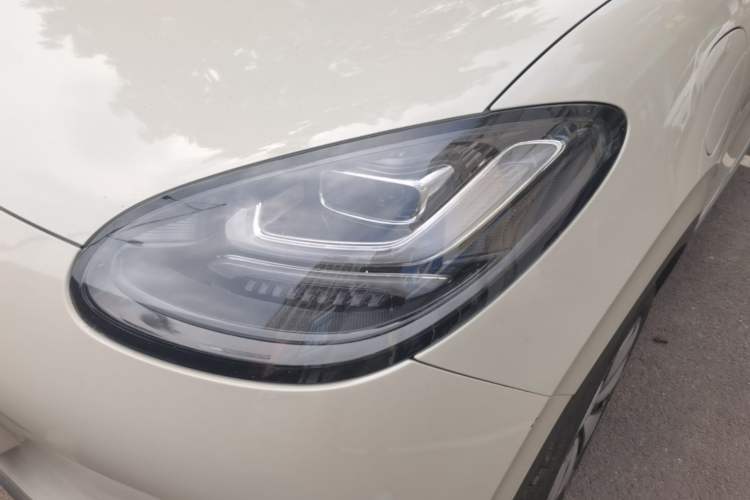 Used Wuling Bingo 2023 333 km Enjoyment Version Left Front Headlight