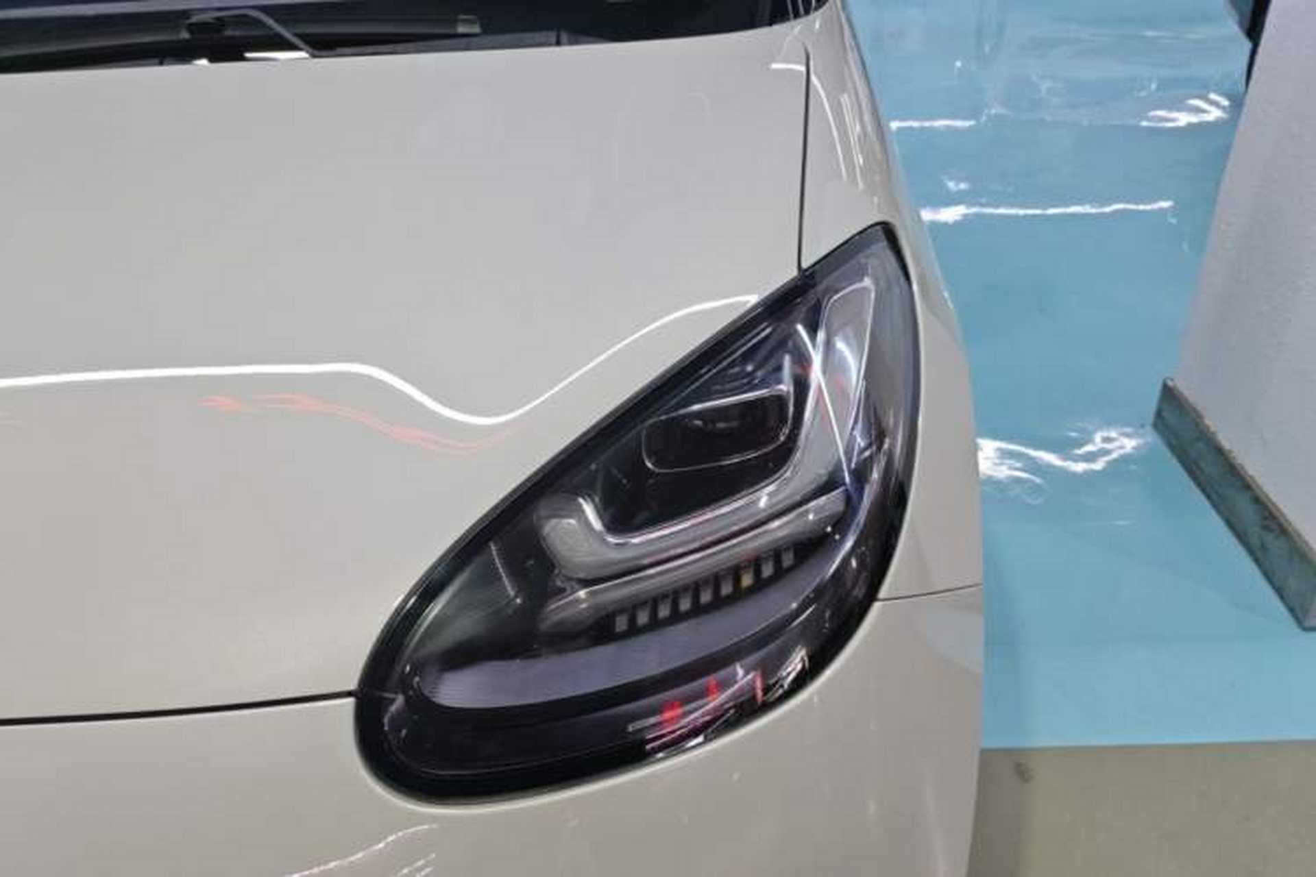 Used Wuling Bingo 2023 333 km Lingxi Connected Version Left Front Headlight
