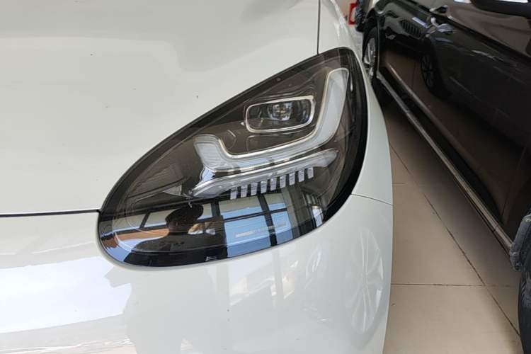 Used Wuling Bingo 2023 333 km Lingxi Connected+ Version Left Front Headlight