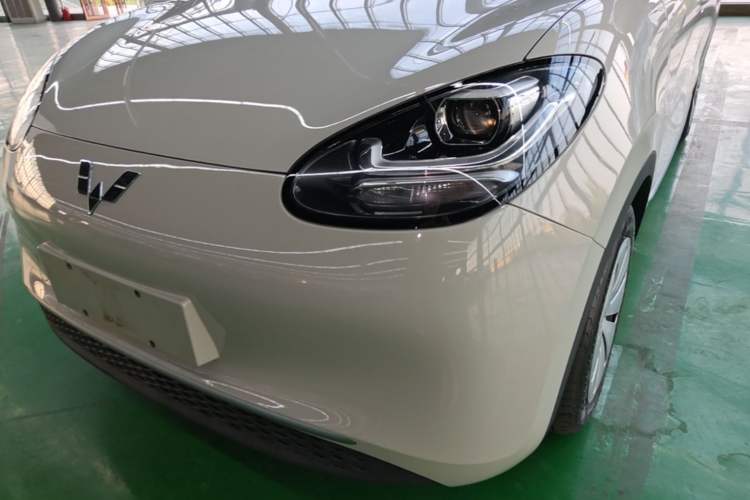 Used Wuling Bingo 2023 203km Light Edition Left Front Headlight