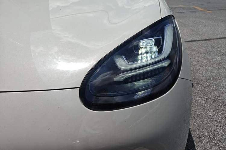 Used Wuling Bingo 2023 410 km Lingxi Deluxe Edition Left Front Headlight