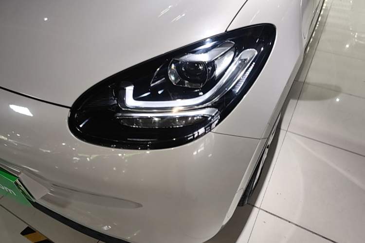 Used Wuling Bingo 2023 333 km Fast-Share Version Left Front Headlight