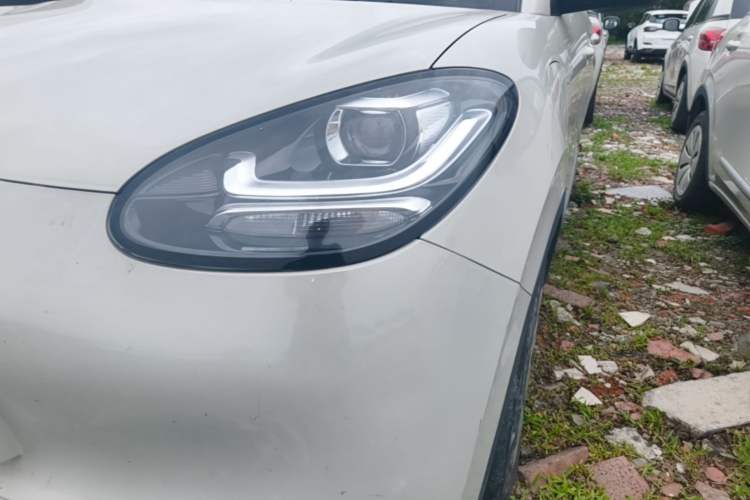 Used Wuling Bingo 2023 333 km Fast-Share Version Left Front Headlight