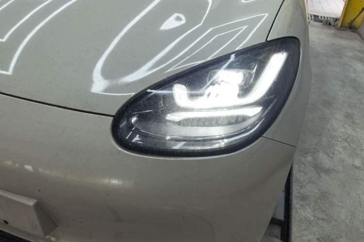 Used Wuling Bingo 2023 410 km Lingxi Deluxe Edition Left Front Headlight