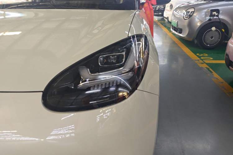 Used Wuling Bingo 2023 333km Enjoy+ Version Left Front Headlight