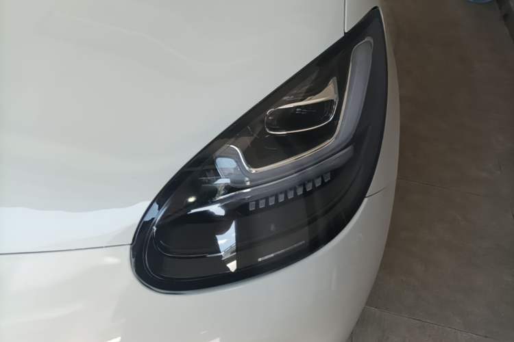 Used Wuling Bingo 2023 333 km Enjoyment Version Left Front Headlight