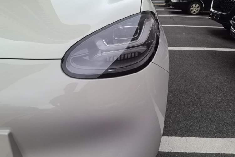 Used Wuling Bingo 2023 203km Comfort Edition Left Front Headlight