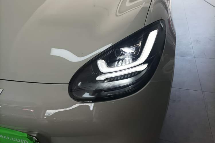 Used Wuling Bingo 2023 333 km Fast-Share Version Left Front Headlight