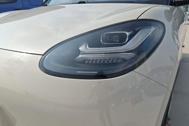 Used Wuling Bingo 2023 333km Enjoy+ Version Left Front Headlight