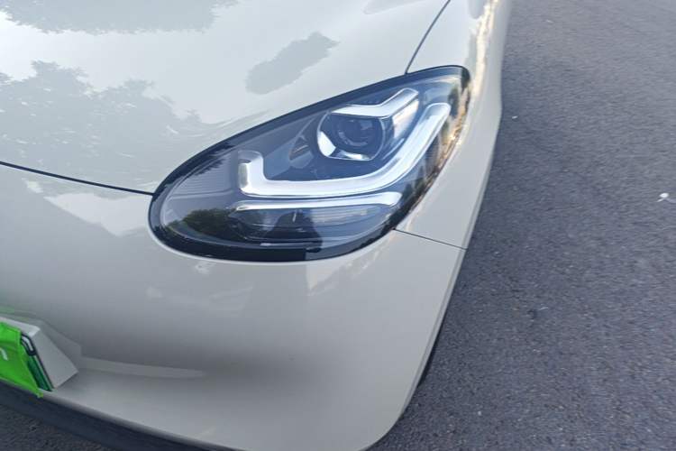 Used Wuling Bingo 2023 203km Light Edition Left Front Headlight