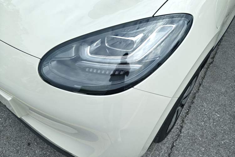 Used Wuling Bingo 2023 333 km Lingxi Connected+ Version Left Front Headlight