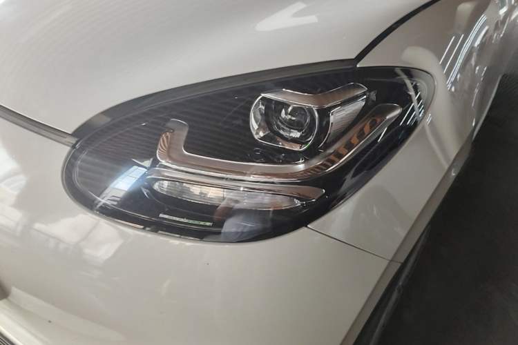 Used Wuling Bingo 2023 203km Light Edition Left Front Headlight