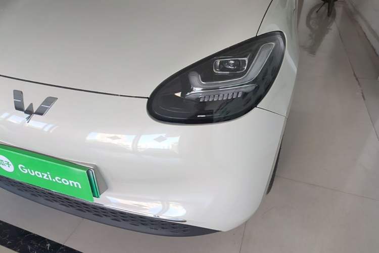 Used Wuling Bingo 2023 410 km Lingxi Deluxe Edition Left Front Headlight