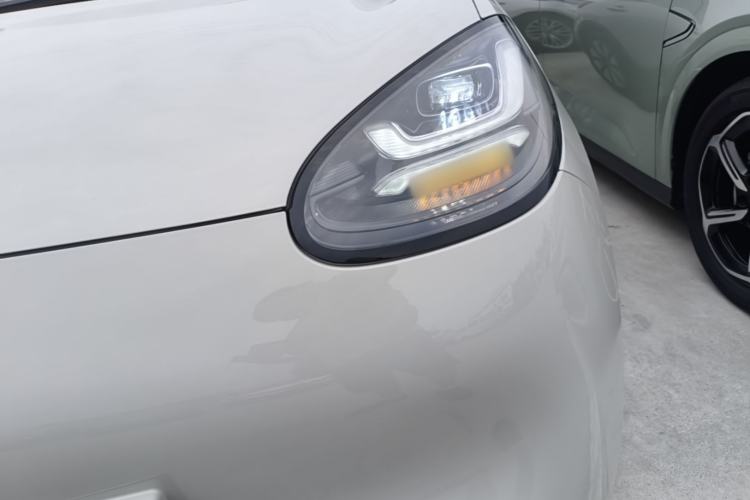 Used Wuling Bingo 2023 333 km Lingxi Connected Version Left Front Headlight