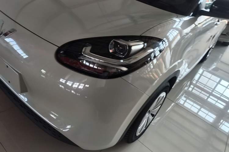 Used Wuling Bingo 2023 203km Light Edition Left Front Headlight