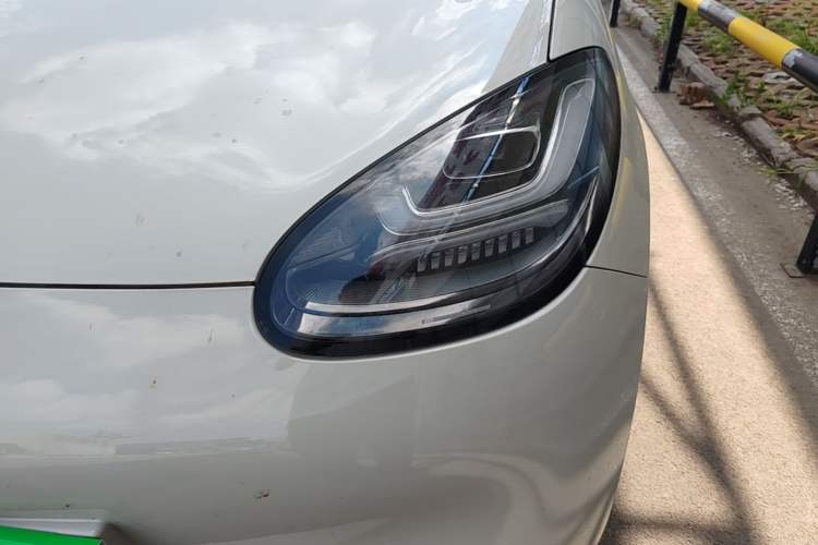Used Wuling Bingo 2023 333 km Lingxi Connected+ Version Left Front Headlight