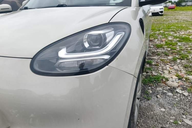 Used Wuling Bingo 2023 333 km Fast-Share Version Left Front Headlight