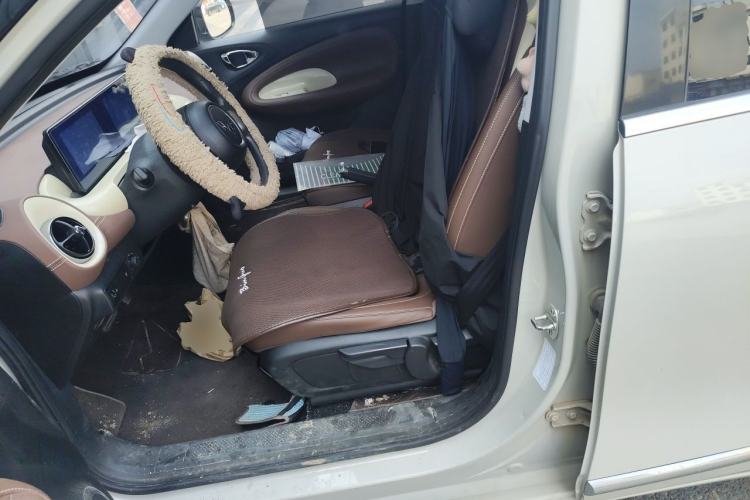 Used Wuling Bingo 2023 203km Comfort Edition Left Front Seat