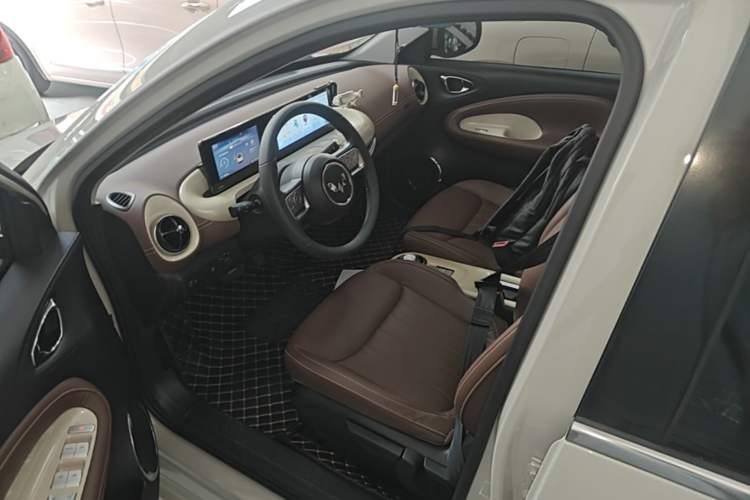 Used Wuling Bingo 2023 333km Enjoy+ Version Left Front Seat