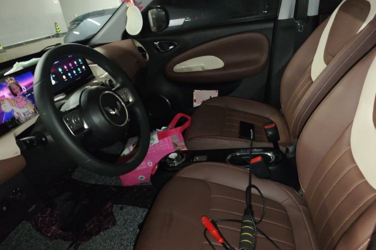 Used Wuling Bingo 2023 410 km Lingxi Deluxe Edition Left Front Seat