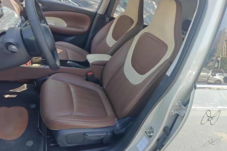 Used Wuling Bingo 2023 203km Comfort Edition Left Front Seat
