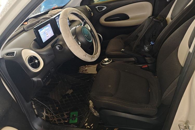 Used Wuling Bingo 2023 203km Light Edition Left Front Seat