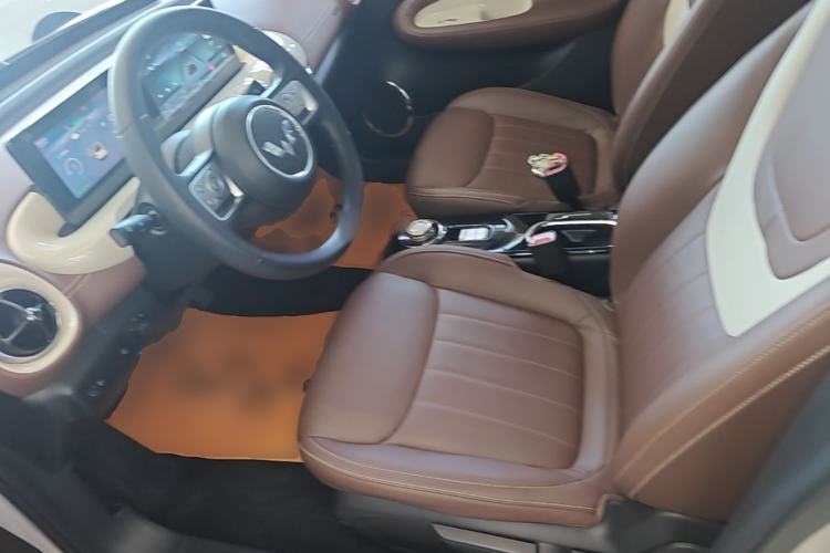 Used Wuling Bingo 2023 333 km Enjoyment Version Left Front Seat