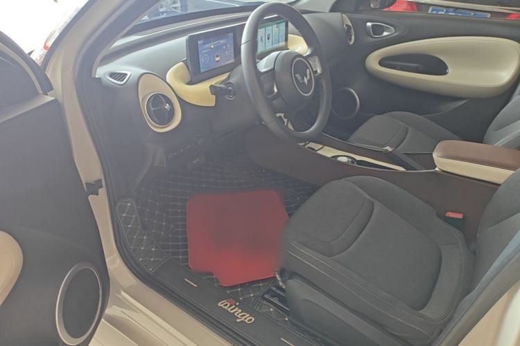Used Wuling Bingo 2023 333 km Fast-Share Version Left Front Seat