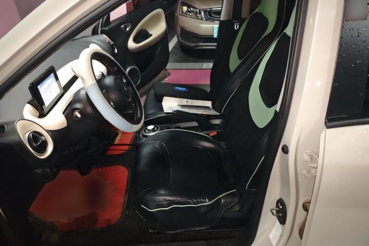 Used Wuling Bingo 2023 203km Light Edition Left Front Seat