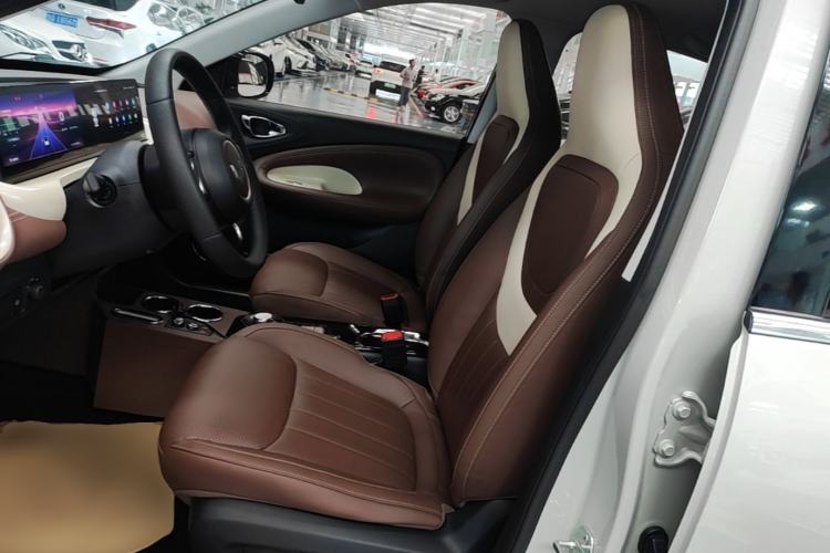 Used Wuling Bingo 2023 333 km Lingxi Connected Version Left Front Seat