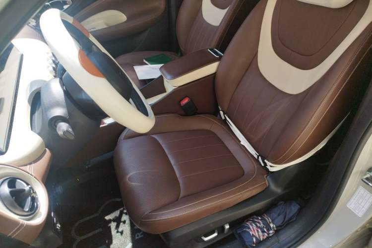 Used Wuling Bingo 2023 333 km Lingxi Connected+ Version Left Front Seat