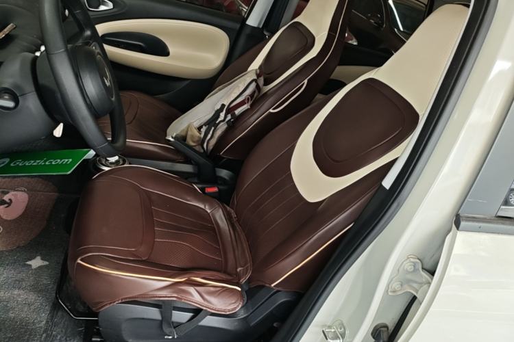 Used Wuling Bingo 2023 203km Light Edition Left Front Seat