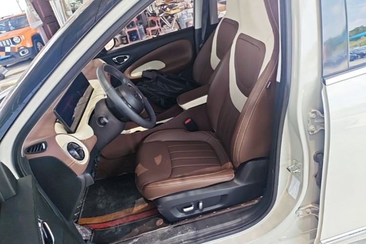 Used Wuling Bingo 2023 410 km Lingxi Deluxe Edition Left Front Seat
