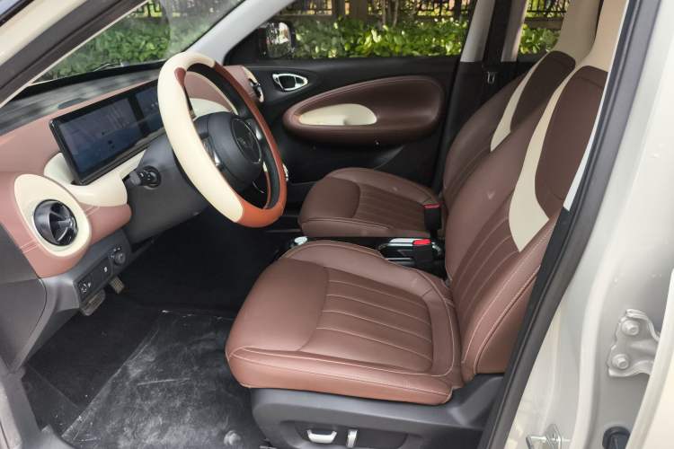 Used Wuling Bingo 2023 410 km Lingxi Deluxe Edition Left Front Seat