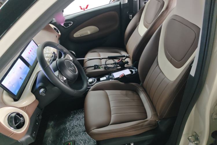 Used Wuling Bingo 2023 410 km Lingxi Deluxe Edition Left Front Seat