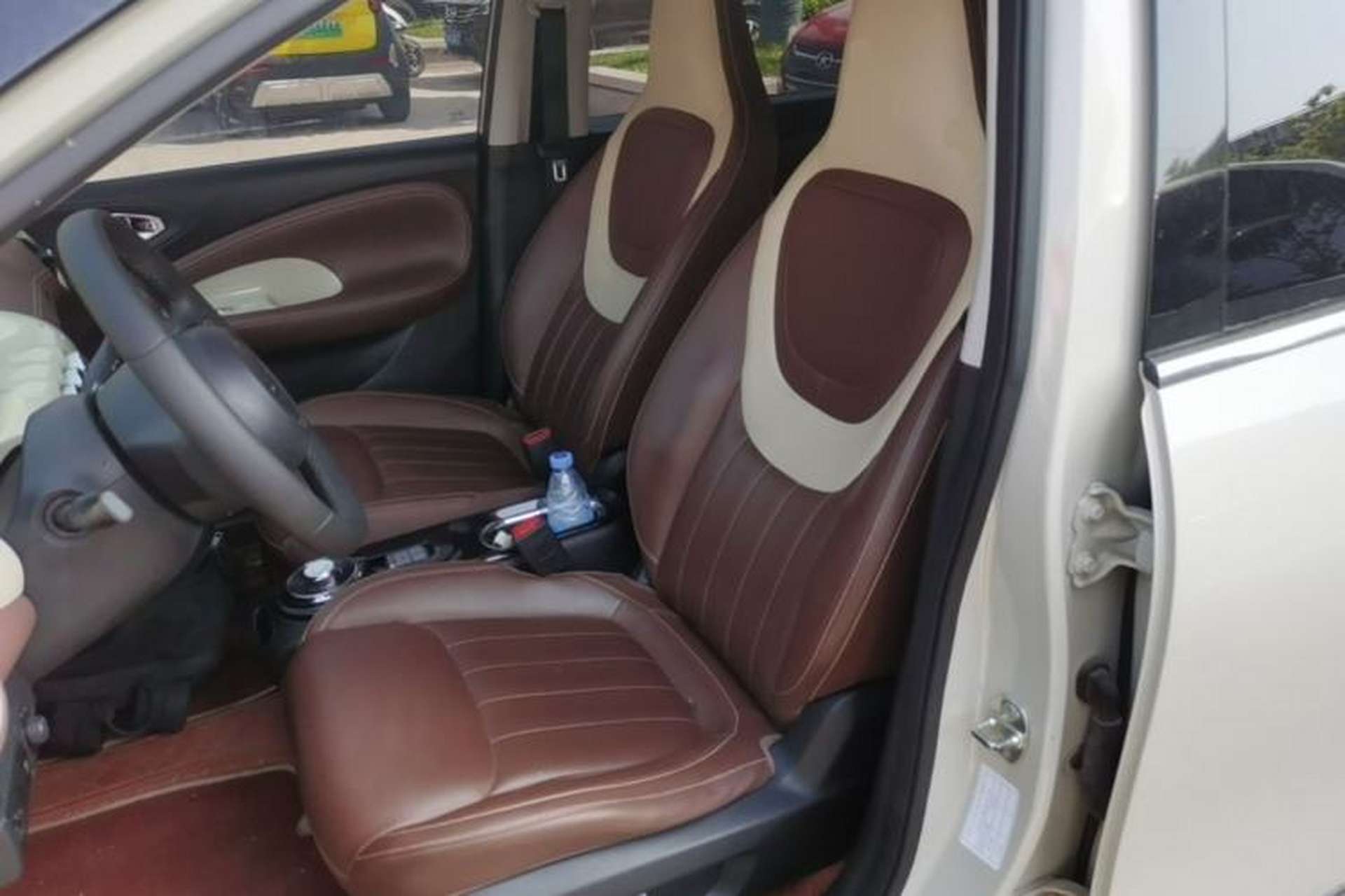Used Wuling Bingo 2023 333 km Lingxi Connected+ Version Left Front Seat