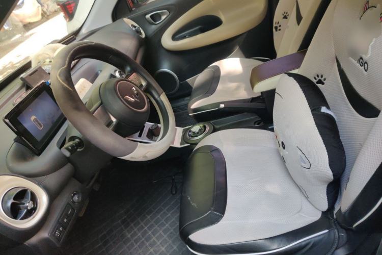Used Wuling Bingo 2023 203km Light Edition Left Front Seat
