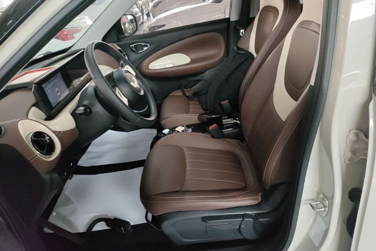 Used Wuling Bingo 2023 333km Enjoy+ Version Left Front Seat