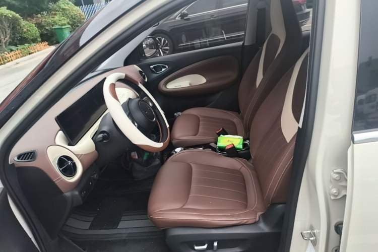 Used Wuling Bingo 2023 410 km Lingxi Deluxe Edition Left Front Seat