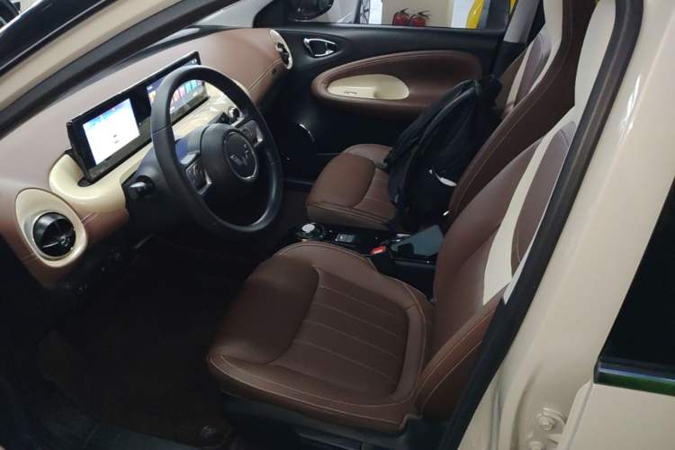 Used Wuling Bingo 2023 333km Enjoy+ Version Left Front Seat