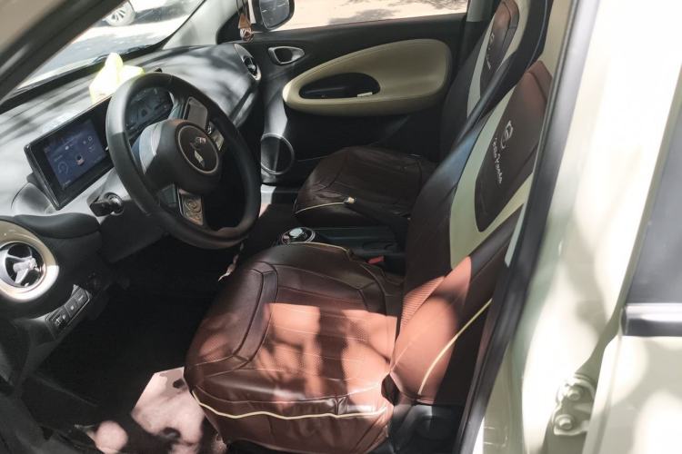 Used Wuling Bingo 2023 203km Light Edition Left Front Seat