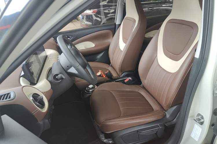Used Wuling Bingo 2023 333 km Enjoyment Version Left Front Seat