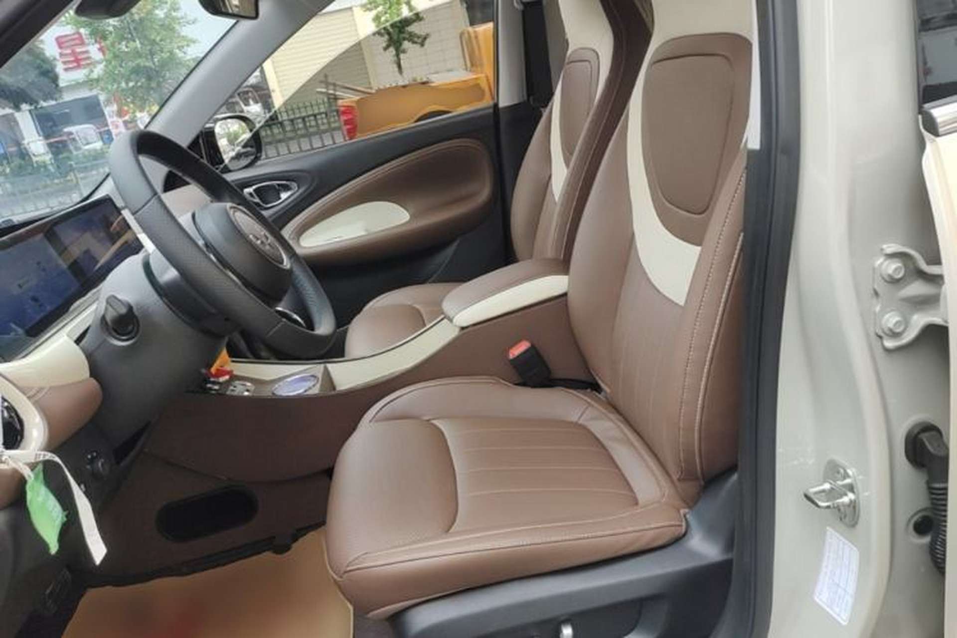 Used Wuling Bingo 2023 410 km Lingxi Deluxe Edition Left Front Seat