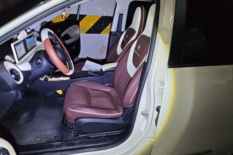 Used Wuling Bingo 2023 203km Light Edition Left Front Seat