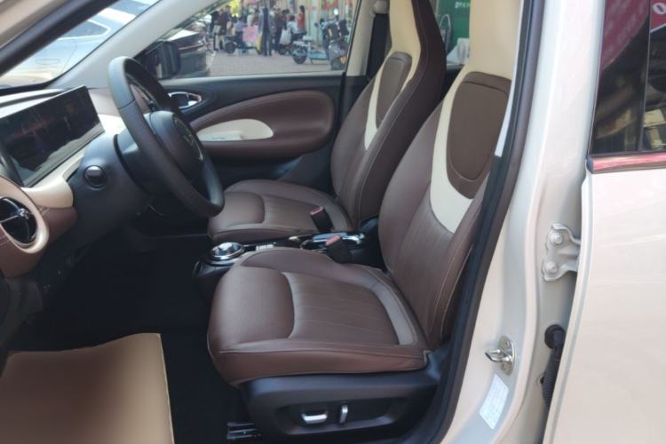 Used Wuling Bingo 2023 333 km Lingxi Connected+ Version Left Front Seat